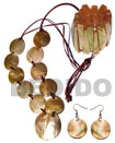 10 pcs. 35mm round brownlip shells & 1pc. 50mmround  brownlip sh
